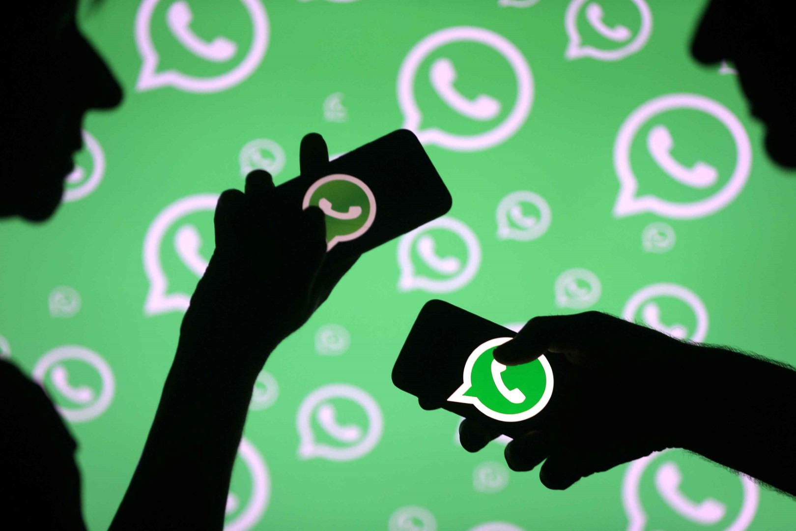 Studio Notícias | Studio TV WhatsApp está fora do ar no Brasil? Usuários reclamam nas redes sociais