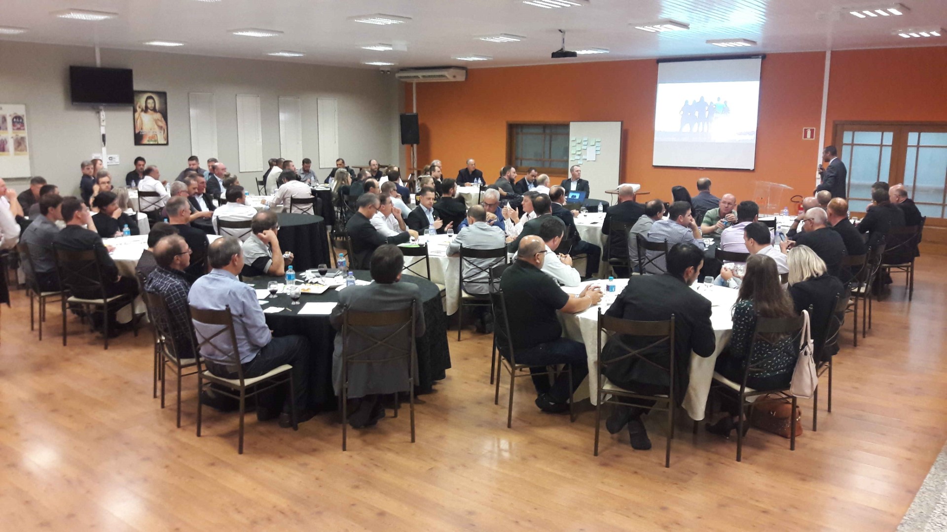 Studio Notícias | Studio TV Feconsepro e Sicredi Serrana realizam evento para apoiar a segurança na região