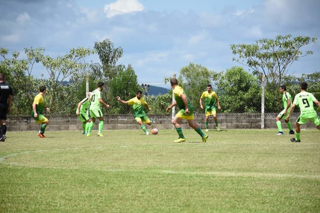Confira os resultados dos jogos da primeira rodada do Campeonato de Futebol de Cotiporã 15 Studio Notícias | Studio TV Confira os resultados dos jogos da primeira rodada do Campeonato de Futebol de Cotiporã
