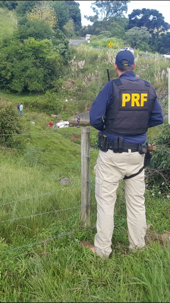 Studio Notícias | Studio TV Jovem de 25 anos morre em acidente de trânsito na BR 470 em Carlos Barbosa