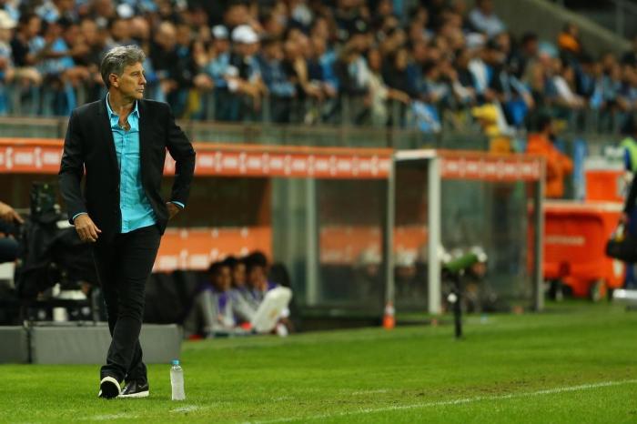 Studio Notícias | Studio TV Na conta de Renato Portaluppi - Grêmio 2x0 Libertad-PAR (Copa Libertadores da América - Oitavas de Final - ida)