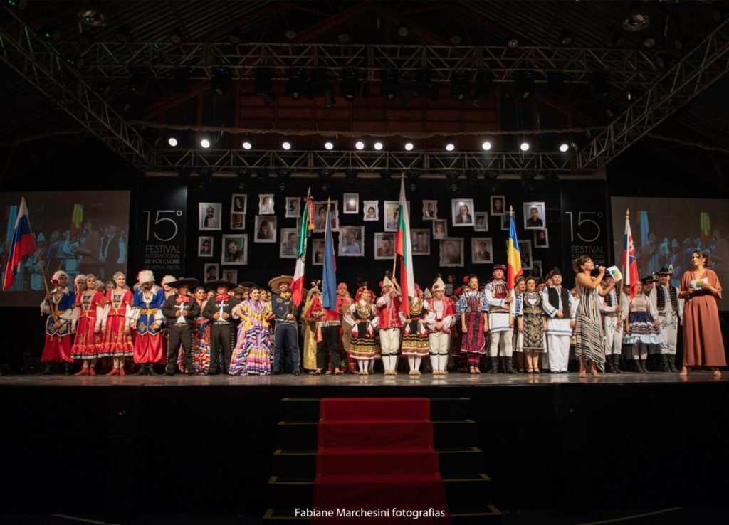Studio Notícias | Studio TV Confira os campeões do primeiro concurso de danças folclóricas da FIDAF na 15ª edição do Festival Internacional de Nova Prata