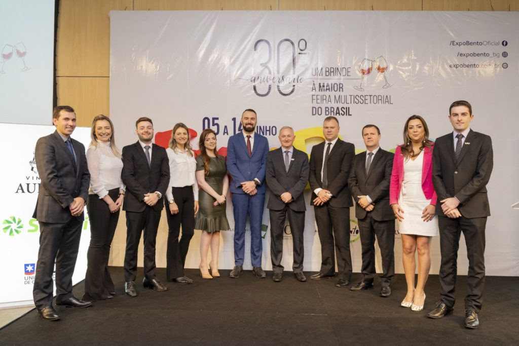 Studio Notícias | Studio TV ExpoBento apresenta diretoria, anuncia novas atrações e show nacional para 30ª edição