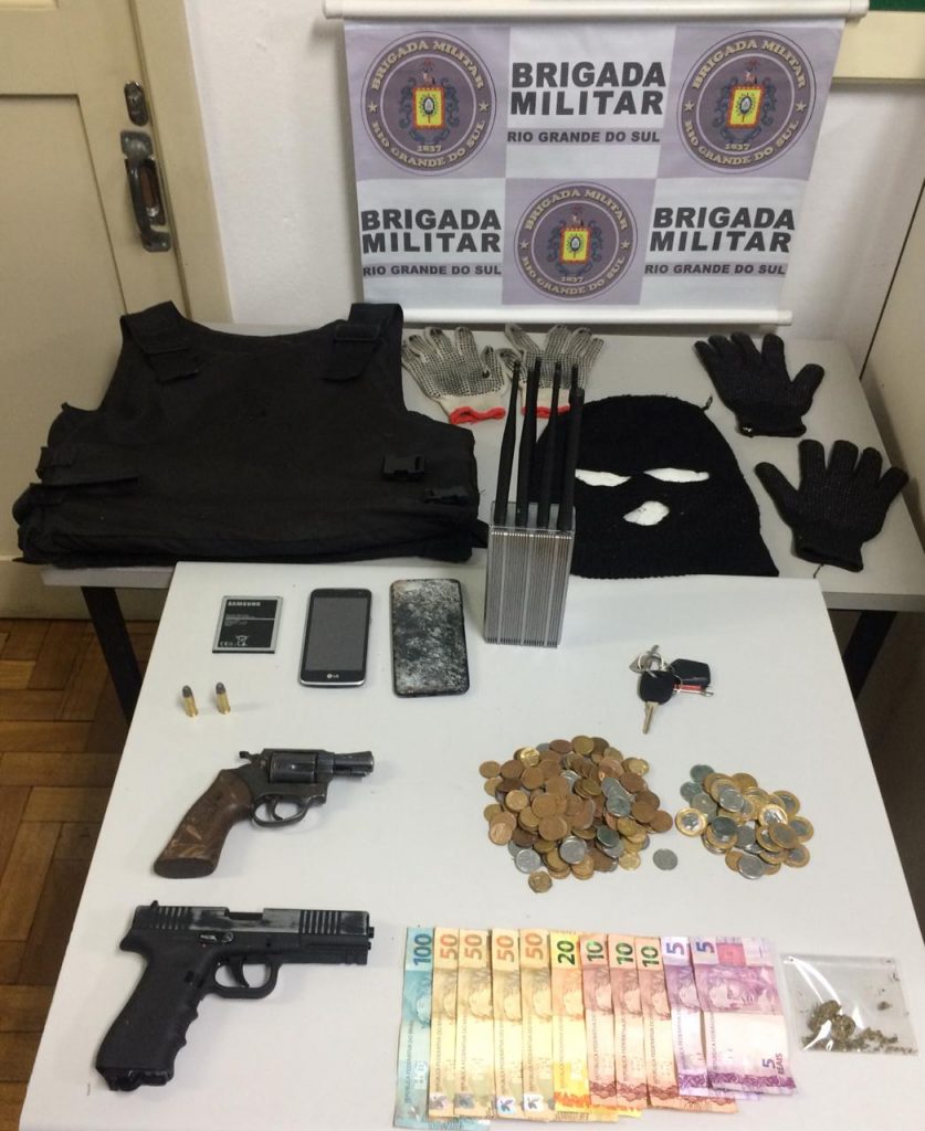 Studio Notícias | Studio TV Preso quatro criminosos que realizaram série de assaltos em Veranópolis