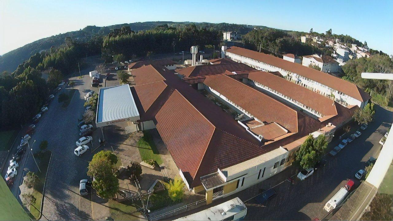Studio Notícias | Studio TV Hospital São Peregrino Lazziozi de Veranópolis restringe visitas em prevenção ao Coronavirus