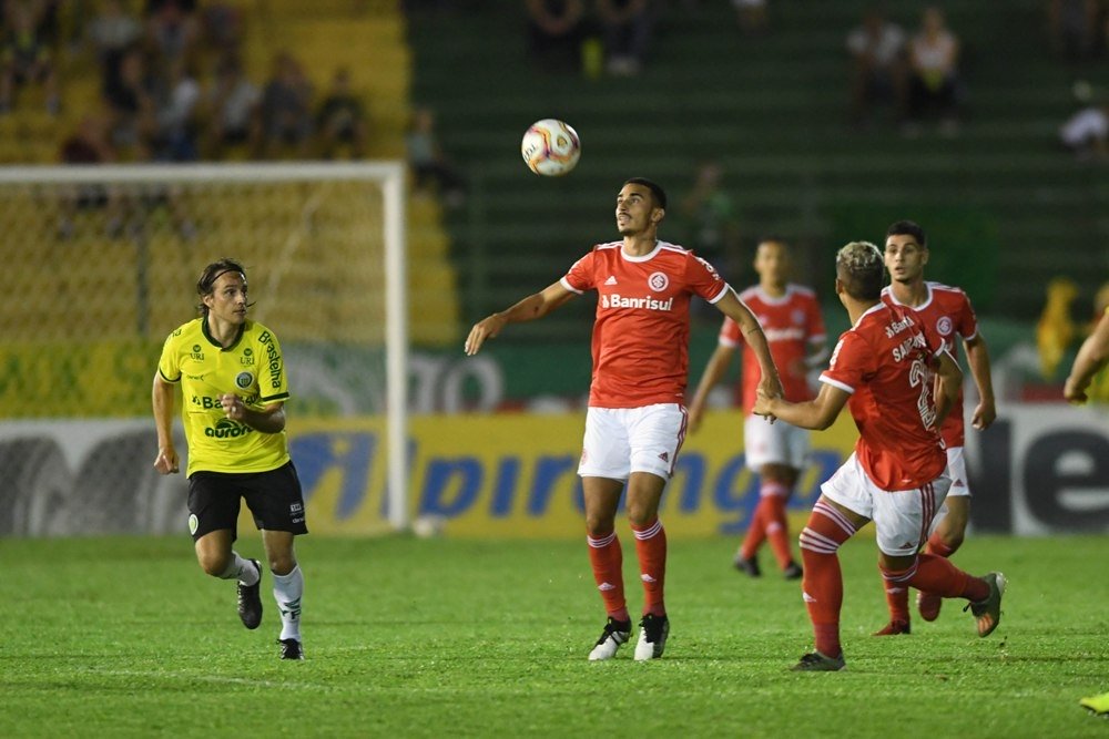 Studio Notícias | Studio TV Reaprendendo a jogar - Ypiranga 0x0 Internacional (Campeonato Gaúcho - 4ª Rodada - 1º Turno)