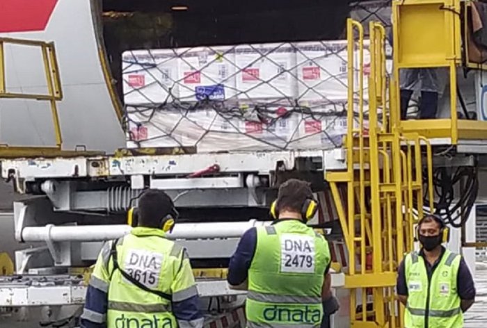 RS recebeu 318,2 mil novas doses da vacina contra a covid-19 nesta quarta-feira 1 Studio Notícias | Studio TV RS recebeu 318,2 mil novas doses da vacina contra a covid-19 nesta quarta-feira