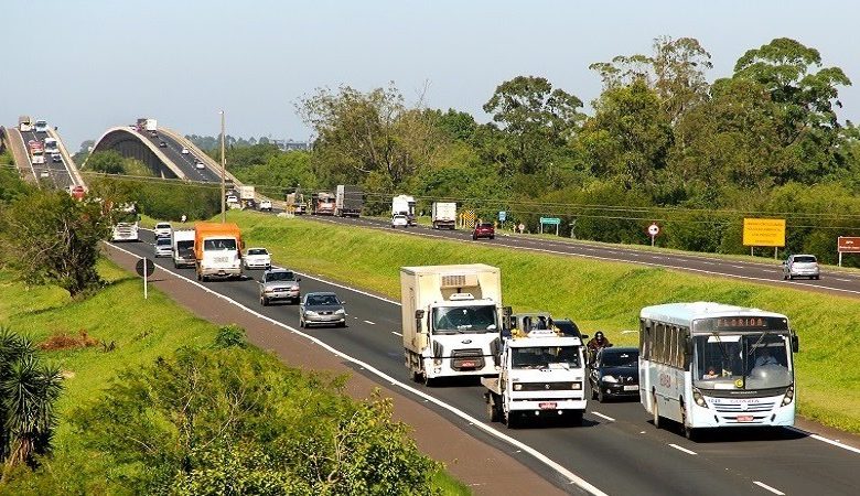 Studio Notícias | Studio TV Motoristas profissionais com toxicológico realizado há mais de dois anos e meio devem renovar o exame