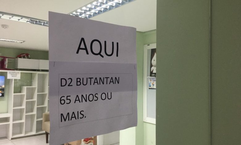 Studio Notícias | Studio TV Em Veranópolis, idosos com 65 anos ou mais recebem a 2ª dose da vacina contra a covid-19