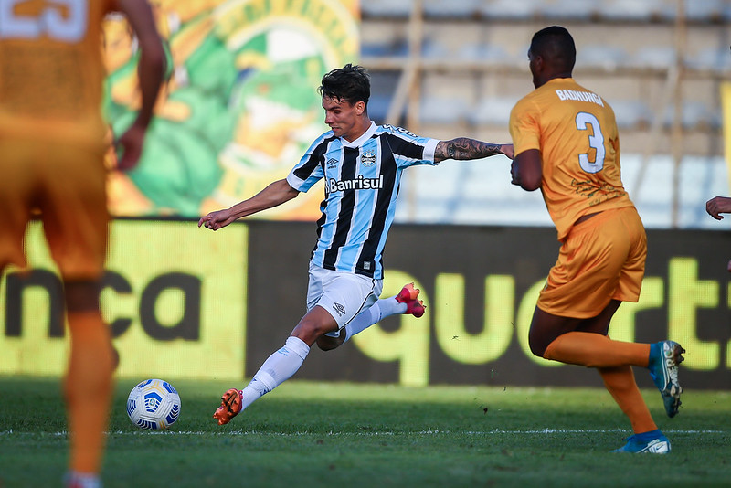 Deixaram a gente chegar - Brasiliense 0x0 Grêmio (Copa do Brasil - 3ª Fase) 1 Studio Notícias | Studio TV Deixaram a gente chegar - Brasiliense 0x0 Grêmio (Copa do Brasil - 3ª Fase)