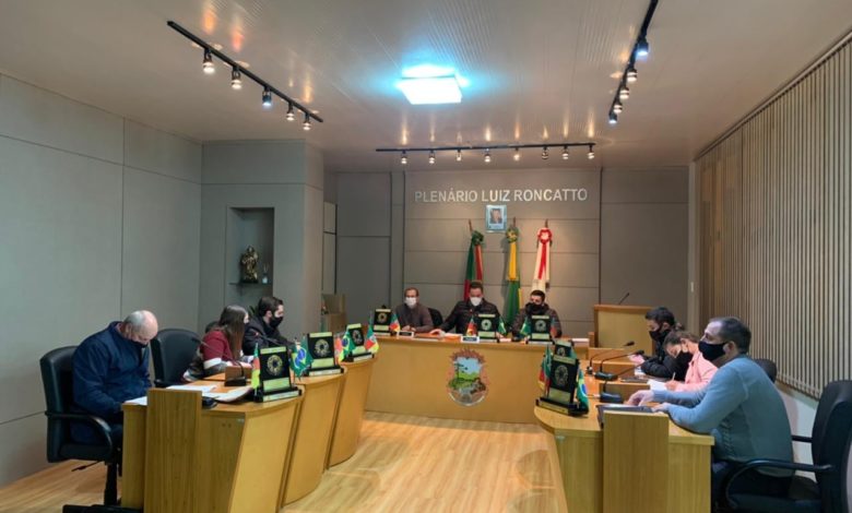 Studio Notícias | Studio TV Câmara de Vila Flores aprova projeto que isenta microempreendedor individual de taxas