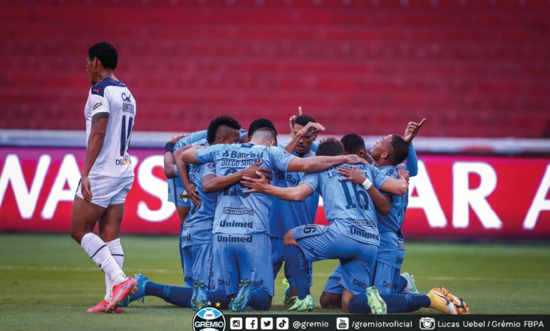 Studio Notícias | Studio TV Vitória, estilo Felipão - LDU/EQU 0x1 Grêmio (Copa Sul-Americana - Oitavas de Final)