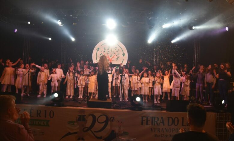 Studio Notícias | Studio TV Coros Municipais de Veranópolis apresentam Concerto de Natal neste sábado