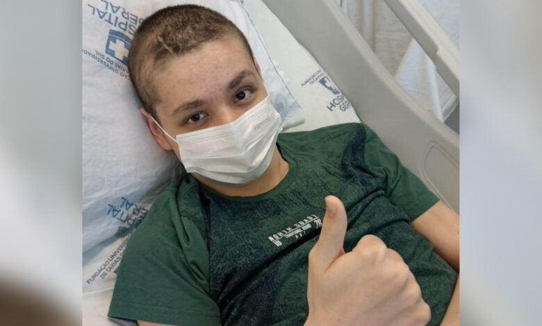 Studio Notícias | Studio TV Jovem de Veranópolis precisa de doações de sangue; ele enfrenta tumor há mais de um ano