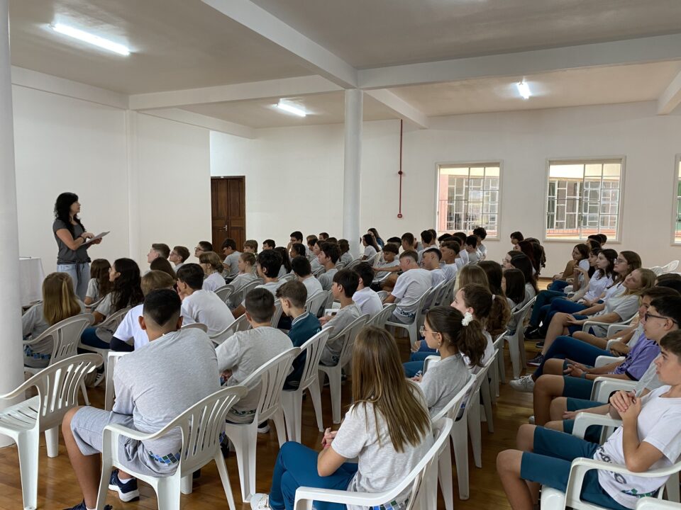 Unidades Educacionais da AVAEC iniciam ano letivo 1 Studio Notícias | Studio TV Unidades Educacionais da AVAEC iniciam ano letivo