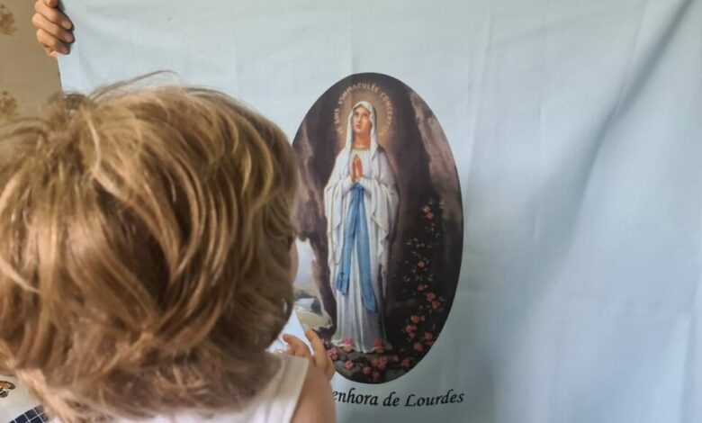 Studio Notícias | Studio TV Tradições populares marcam devoção à Nossa Senhora de Lourdes