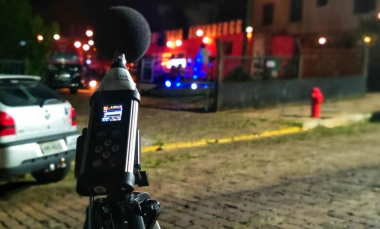 Studio Notícias | Studio TV Batalhão Ambiental da Brigada Militar intensifica fiscalização referente à poluição sonora, na Serra Gaúcha; fiscalizações foram realizadas em Veranópolis