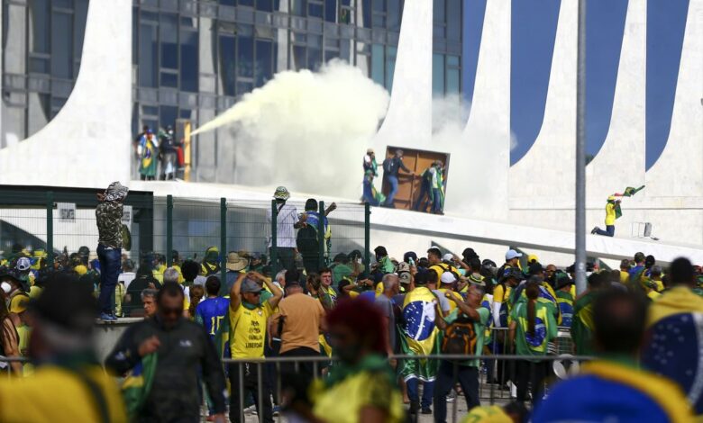 Studio Notícias | Studio TV PF prende mais envolvidos em atos de vandalismo em Brasília