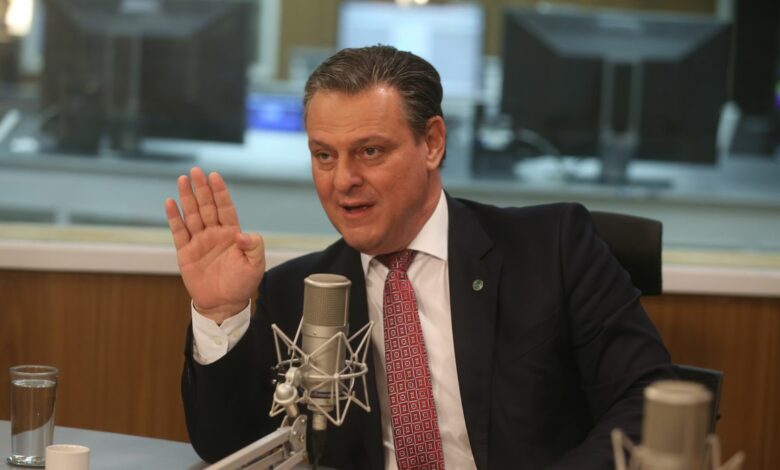Studio Notícias | Studio TV Vaca Louca: ministro descarta aumento de preço da carne
