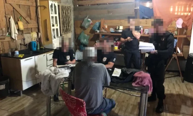 Studio Notícias | Studio TV Homem com tornozeleira eletrônica, que vivia em situação análoga à escravidão é resgatado no RS