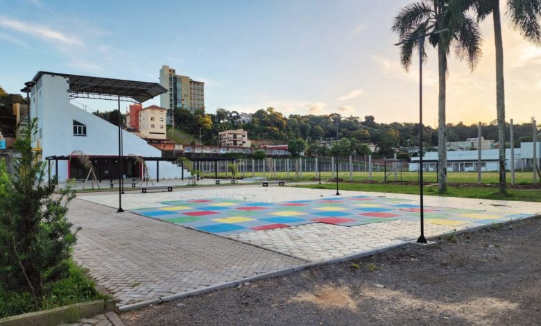 Studio Notícias | Studio TV Complexo esportivo da Palugana tem andamento e campo contará com grama sintética
