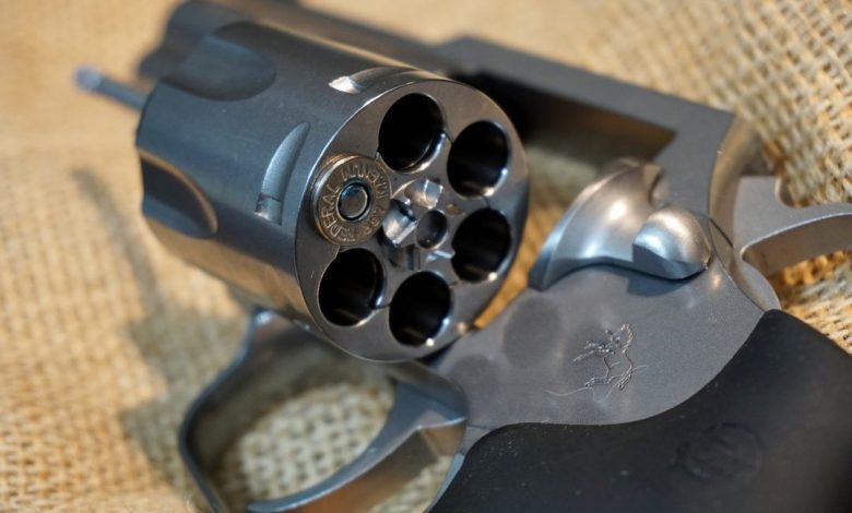 Studio Notícias | Studio TV Senado aprova exame toxicológico para porte e posse de arma