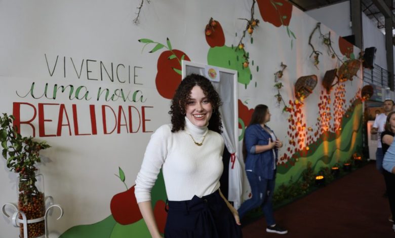 Studio Notícias | Studio TV Espaço Cultural na XI Femaçã: valorizando artistas locais