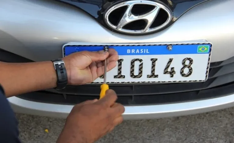 Studio Notícias | Studio TV DetranRS isenta taxa de vistoria para placas de veículos perdidas na enchente