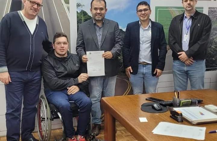 Studio Notícias | Studio TV Políticos veranenses foram à reunião no DAER em Porto Alegre