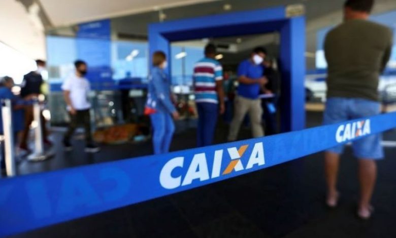 Studio Notícias | Studio TV Caixa libera abono salarial para nascidos em setembro e outubro