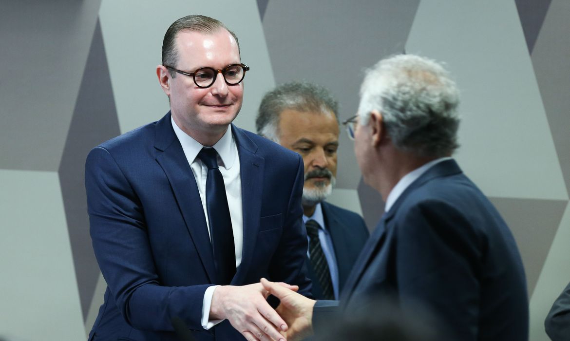 CCJ do Senado aprova indicação de Cristiano Zanin para vaga no STF 1 Studio Notícias | Studio TV CCJ do Senado aprova indicação de Cristiano Zanin para vaga no STF