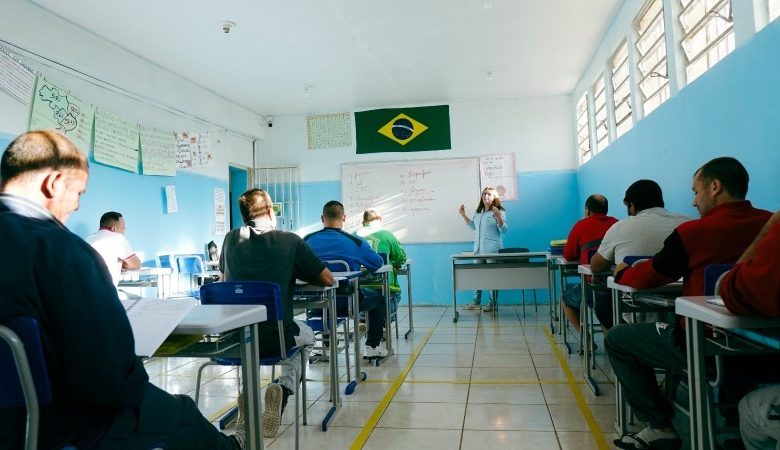 Studio Notícias | Studio TV Nova base de dados permite compartilhamento de histórico escolar de apenados entre órgãos estaduais