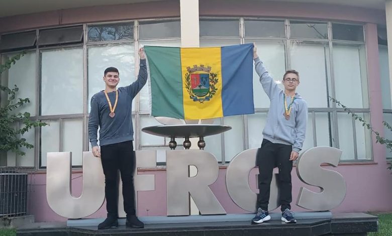 Studio Notícias | Studio TV Jovens de Nova Bassano conquistam medalha de bronze na Olimpíada de Matemática
