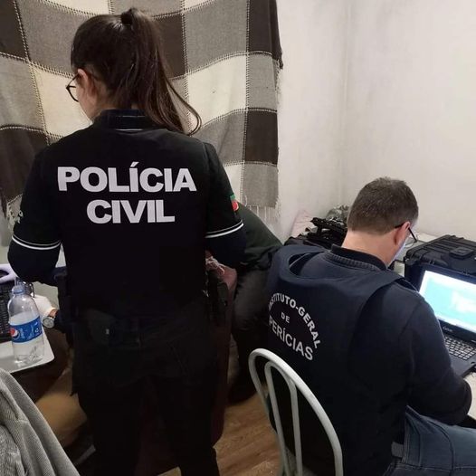 Polícia Civil prende em flagrante homem por armazenamento de pornografia infantil em São Leopoldo 1 Studio Notícias | Studio TV Polícia Civil prende em flagrante homem por armazenamento de pornografia infantil em São Leopoldo