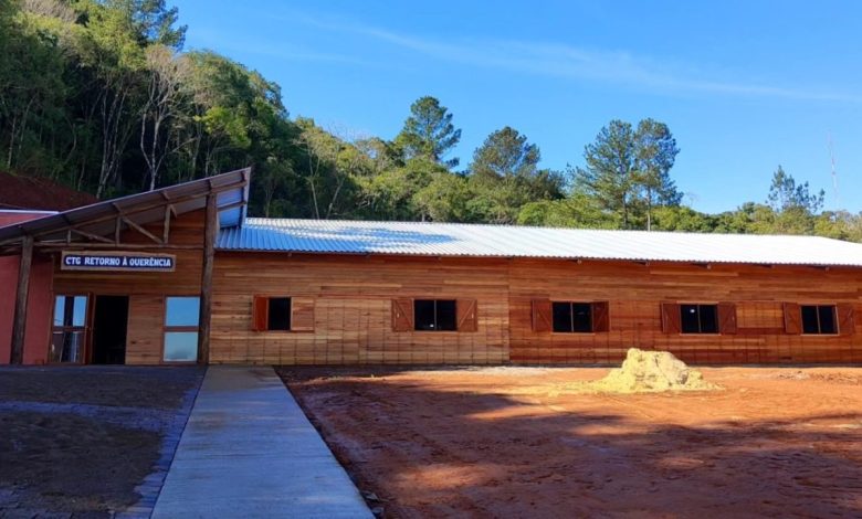 Studio Notícias | Studio TV Sonho realizado: CTG Retorno à Querência finaliza construção do galpão sede