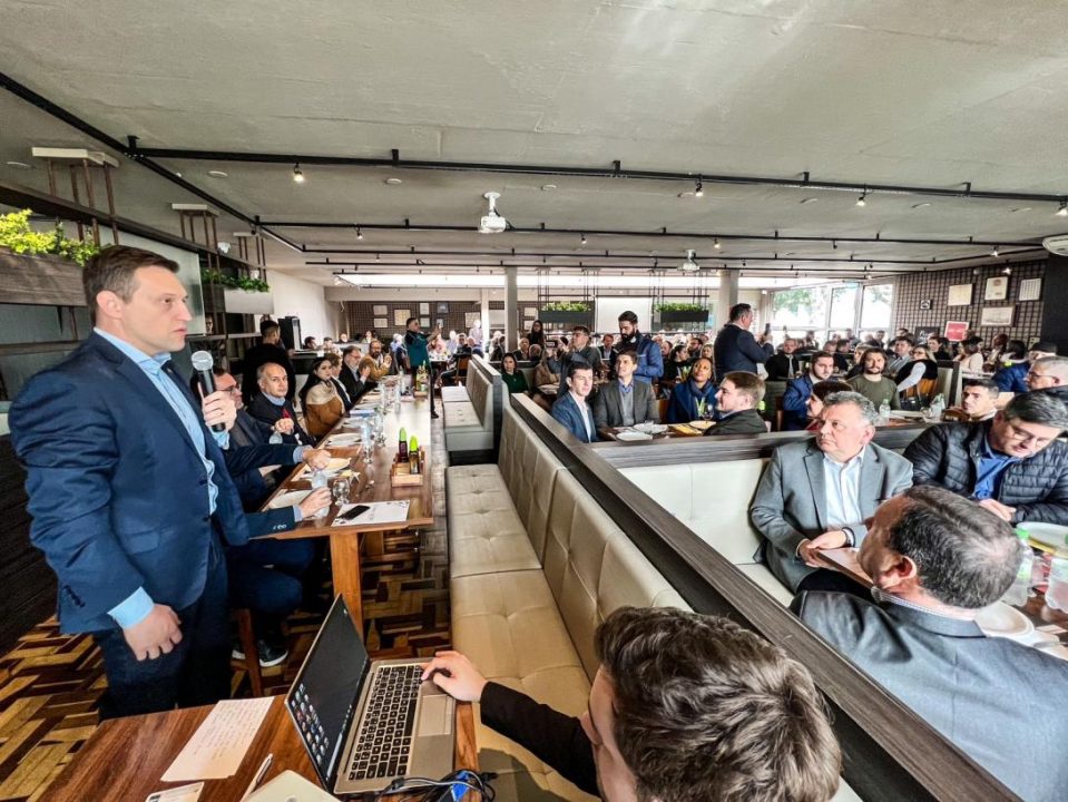 Serra Gaúcha ganha Frente Parlamentar para defesa de interesses regionais 1 Studio Notícias | Studio TV Serra Gaúcha ganha Frente Parlamentar para defesa de interesses regionais