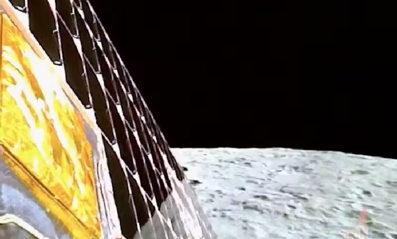 Studio Notícias | Studio TV Índia é o primeiro país a pousar no lado Sul da Lua. Veja como foi no vídeo