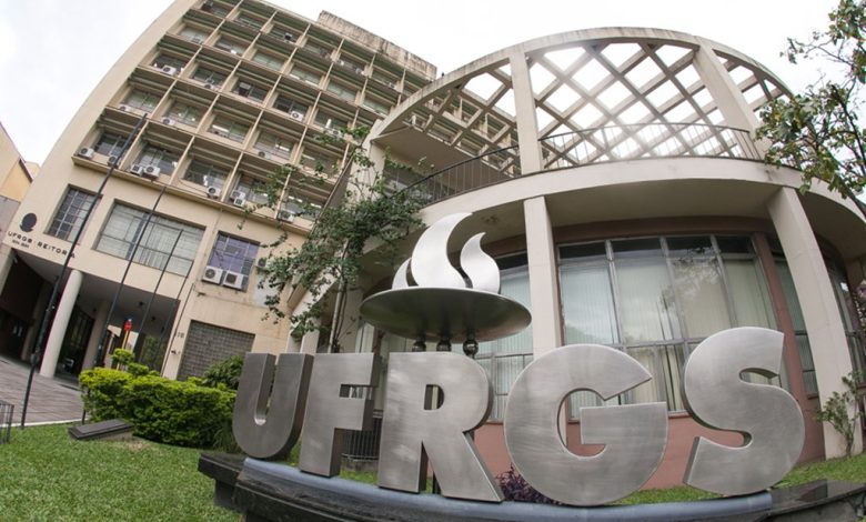Studio Notícias | Studio TV Último dia para inscrições no vestibular 2024 da UFRGS é hoje (25)