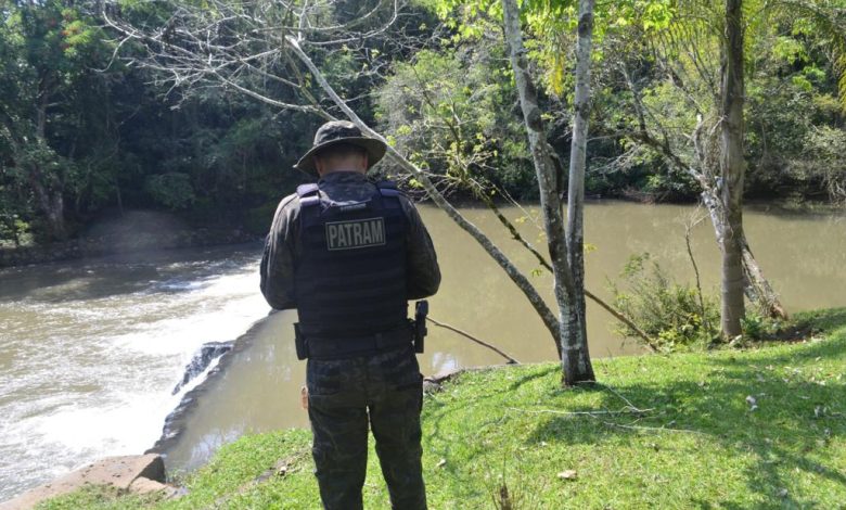 Studio Notícias | Studio TV 3º Batalhão Ambiental da Brigada Militar constata poluição no Rio do Mel em Ametista do Sul