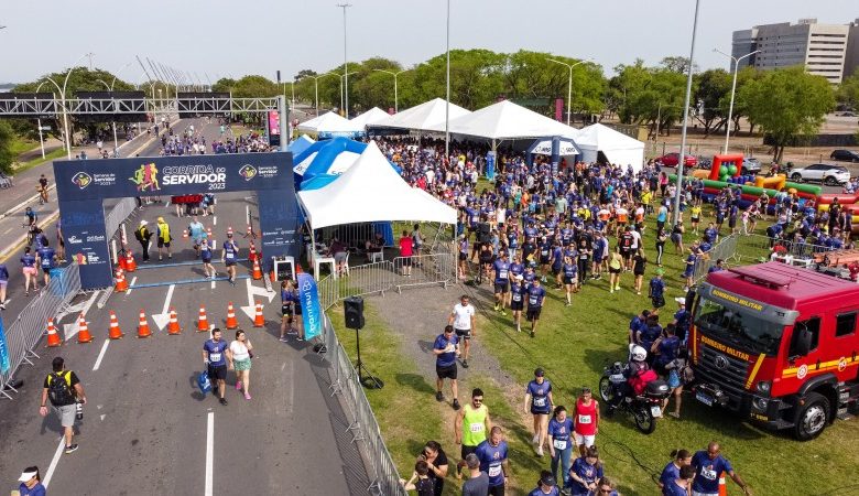 Studio Notícias | Studio TV Primeira Corrida do Servidor movimenta o domingo na Orla do Guaíba, em Porto Alegre