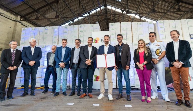 Studio Notícias | Studio TV Contrato de dragagem do Porto do Rio Grande assinado nesta quinta (26) prevê investimento de R$ 94,5 milhões