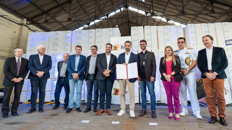 Contrato de dragagem do Porto do Rio Grande assinado nesta quinta (26) prevê investimento de R$ 94,5 milhões 1 Studio Notícias | Studio TV Contrato de dragagem do Porto do Rio Grande assinado nesta quinta (26) prevê investimento de R$ 94,5 milhões