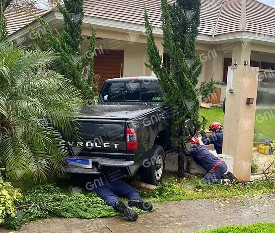 Studio Notícias | Studio TV Após acidente de trânsito, mulher é atropelada e morre em Santiago