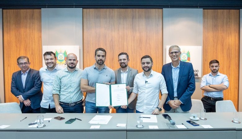 Studio Notícias | Studio TV Leite assina contrato para projeto de concessão do transporte da Região Metropolitana