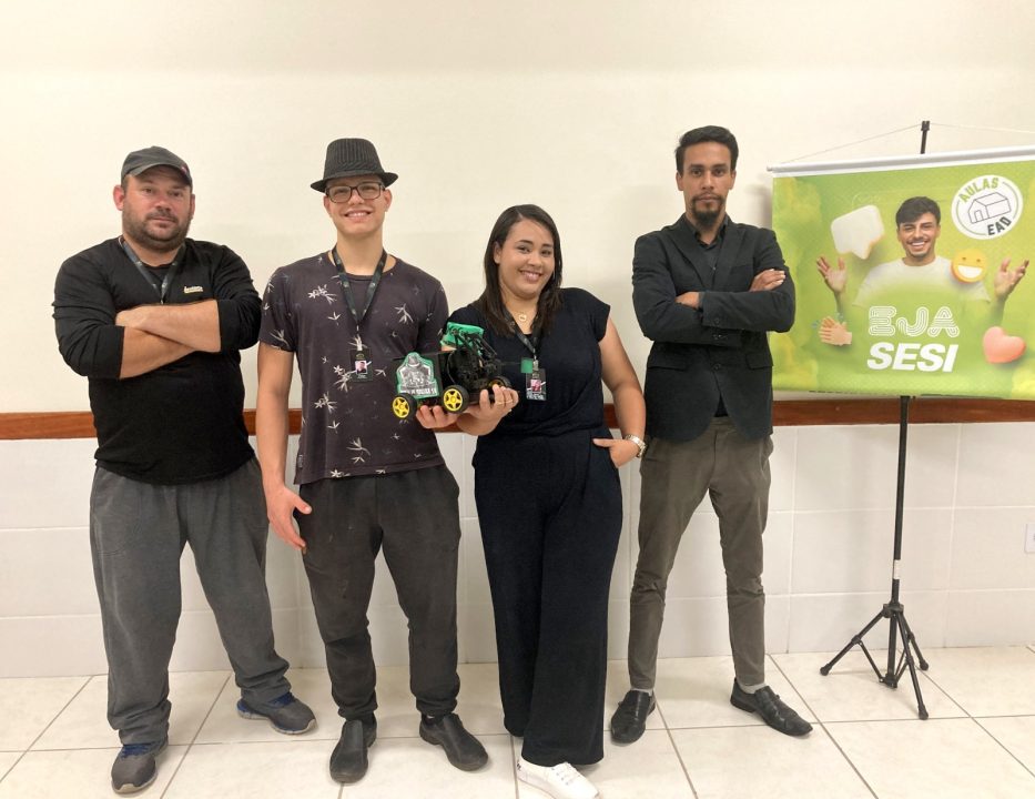 Alunos da EJA SESI de Nova Prata são finalistas do Torneio Estadual de Robótica 1 Studio Notícias | Studio TV Alunos da EJA SESI de Nova Prata são finalistas do Torneio Estadual de Robótica