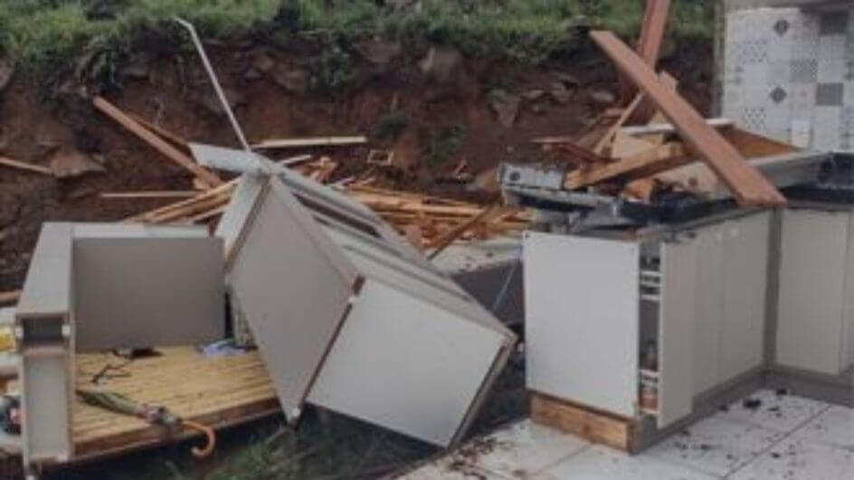 Tornado provoca destruição na Serra Catarinense 1 Studio Notícias | Studio TV Tornado provoca destruição na Serra Catarinense