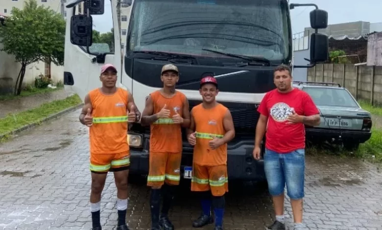 Studio Notícias | Studio TV Trabalhadores da coleta de lixo salvam criança de 6 anos vítima de choque elétrico em São Leopoldo