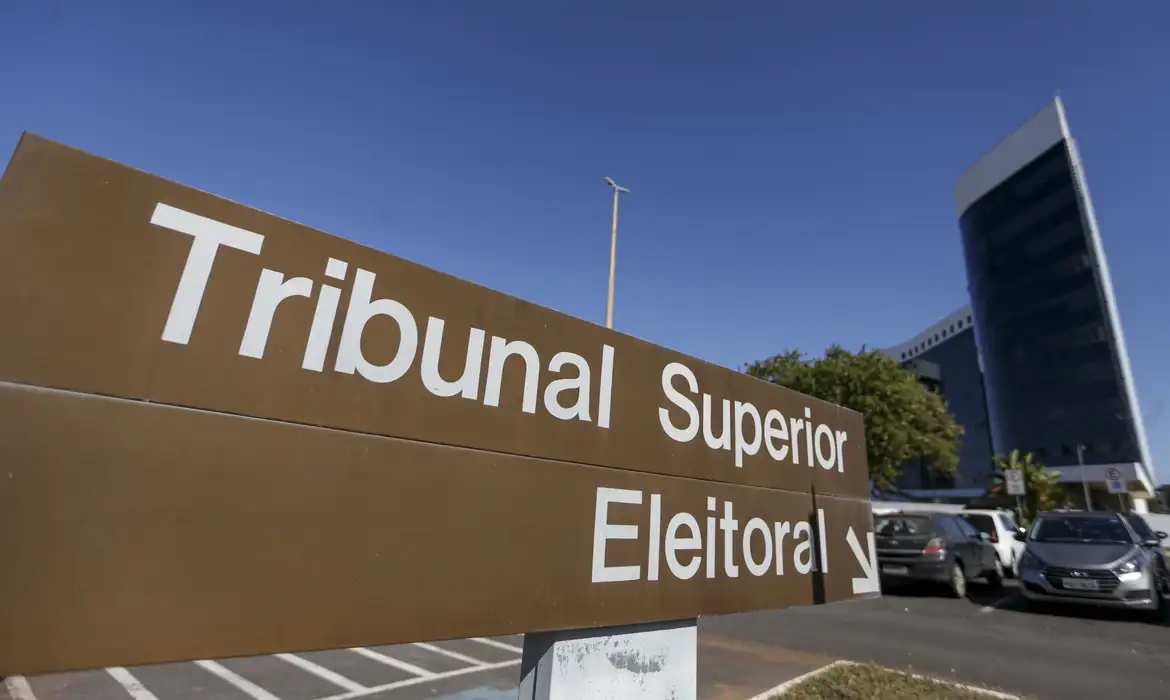Studio Notícias | Studio TV TSE recebe até amanhã sugestões sobre regras para eleições municipais