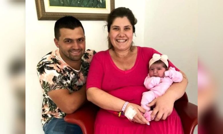Studio Notícias | Studio TV Maria Alice é a primeira bebê de 2024 no Hospital São João Batista de Nova Prata