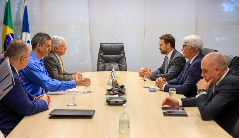 Studio Notícias | Studio TV Em reunião com direção da Aneel, governador busca destravar projeto de termoelétrica em Rio Grande